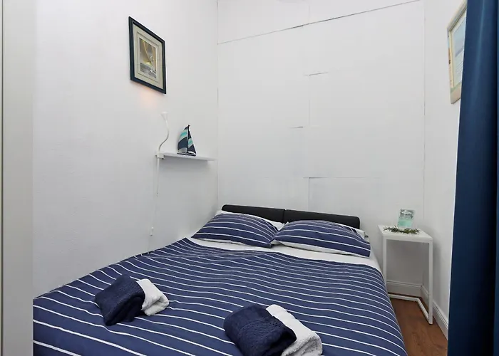 With Parking Space Kostrena, Rijeka - 24185 Lejlighed Kostrena